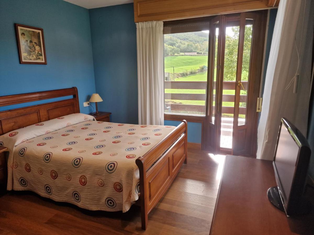 Hostal Lizuniaga Bera  Dış mekan fotoğraf