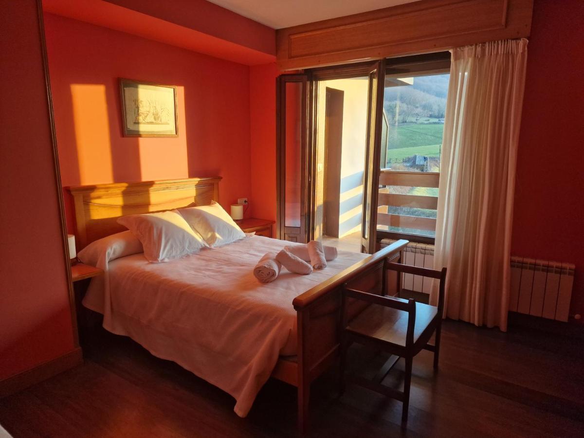 Hostal Lizuniaga Bera  Dış mekan fotoğraf