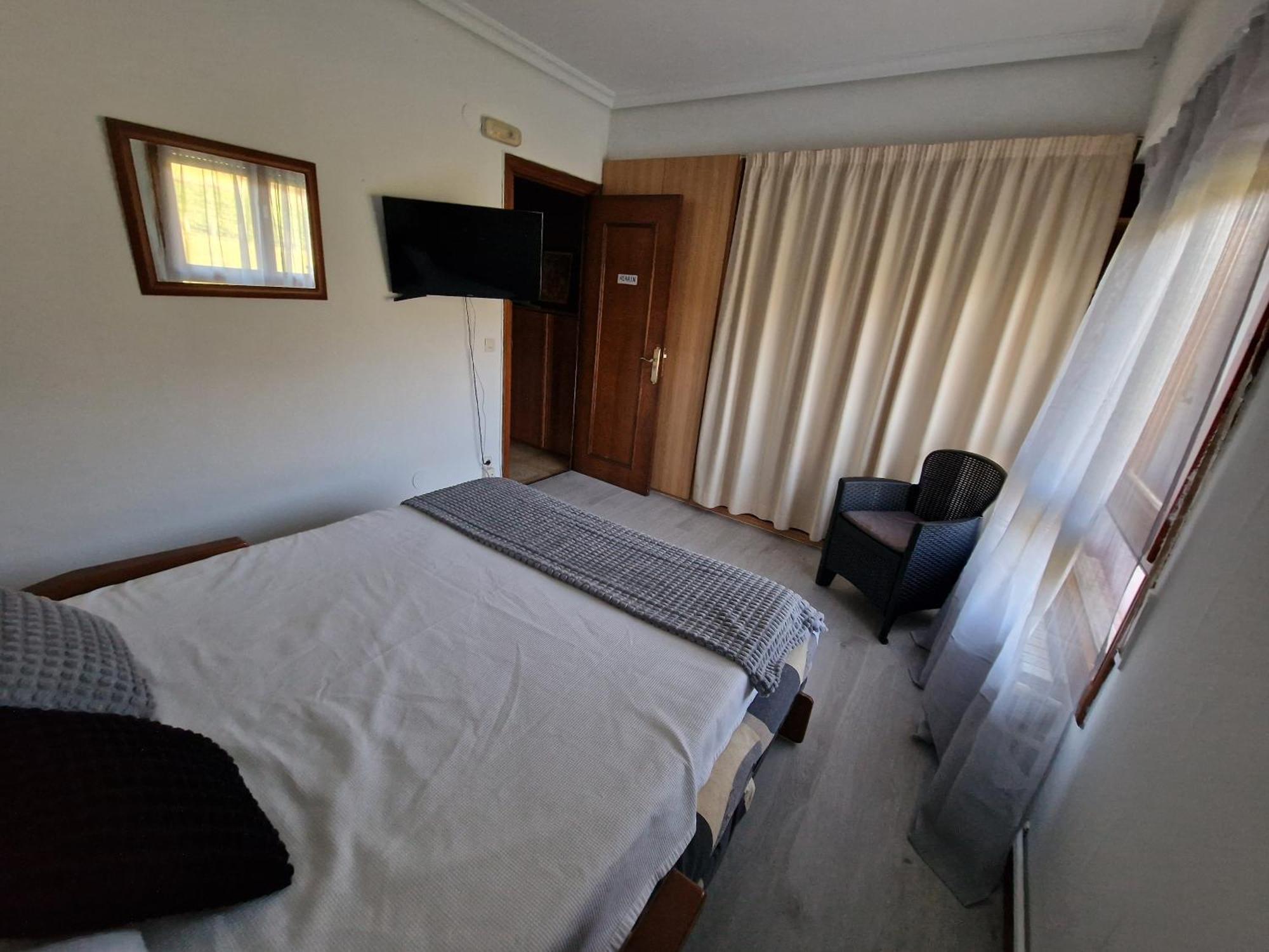 Hostal Lizuniaga Bera  Dış mekan fotoğraf